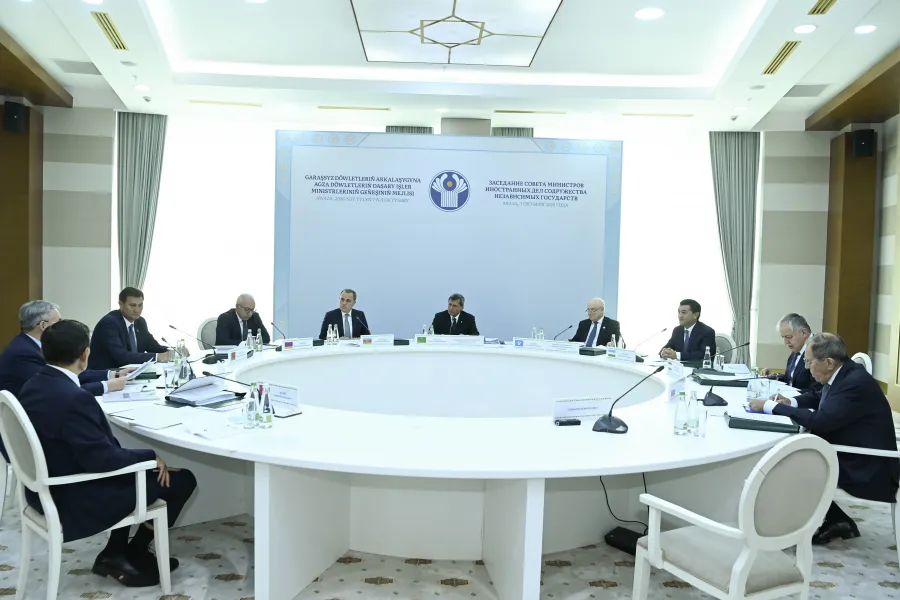 Ceyhun Bayramov MDB-nin gələcəyi ilə bağlı mühüm mesajlar verdi — 1