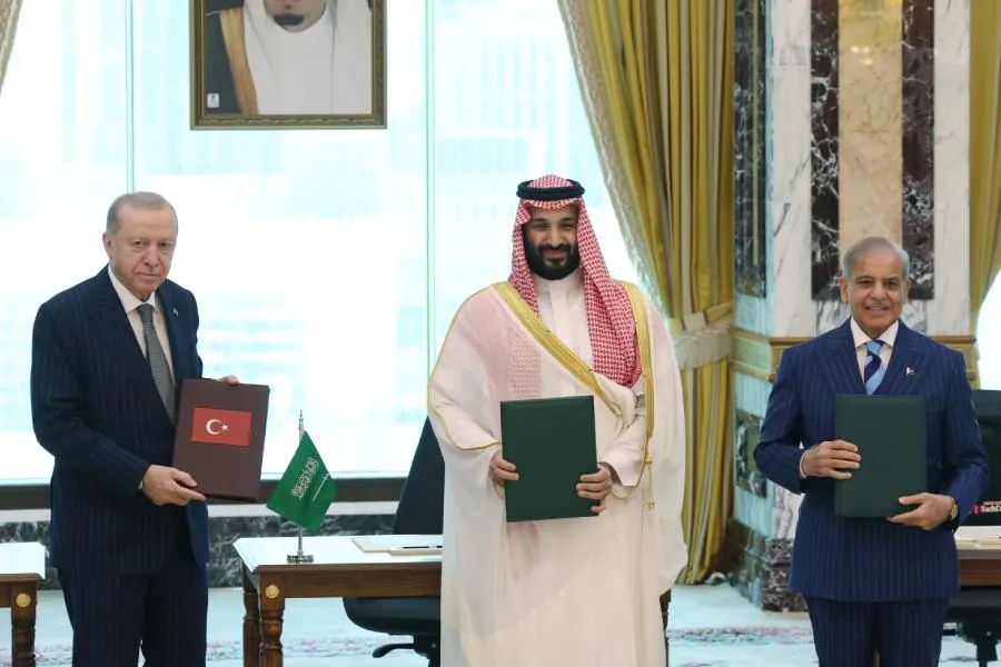 Məkkə sazişi parlamentdə! Tarixi müdafiə paktı müzakirəyə çıxarılır