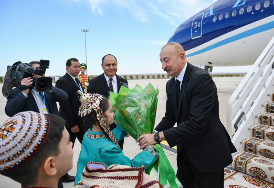 İlham Əliyev Türkmənistanda səfərdədir — 6