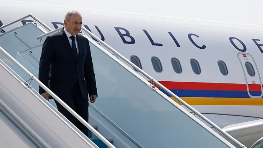 Paşinyan da Türkmənistana getdi
