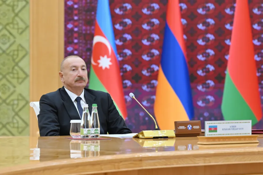 Ilham Aliyev attends restricted-format meeting of CIS Council of Heads of State — 11