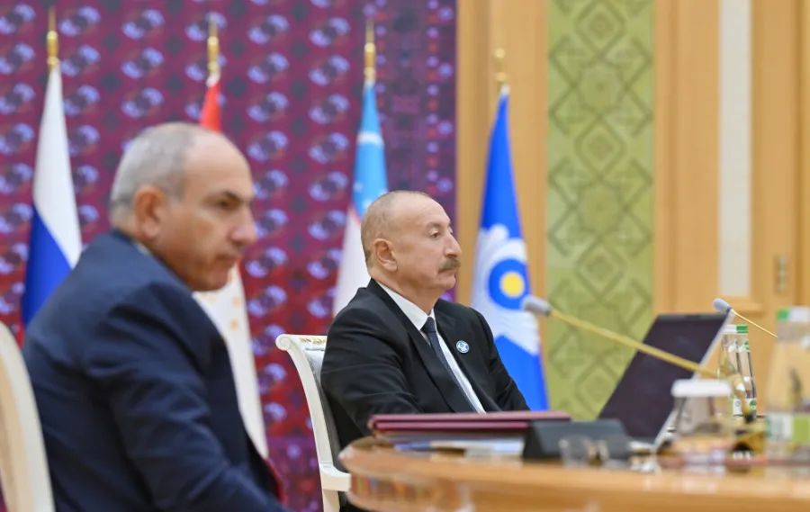 Ilham Aliyev attends restricted-format meeting of CIS Council of Heads of State — 13
