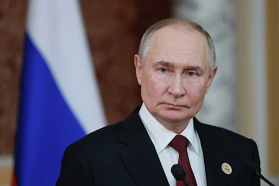 TƏCİLİ: Putinin təyyarəsi Moskvaya eniş edə bilmir - FOTO
