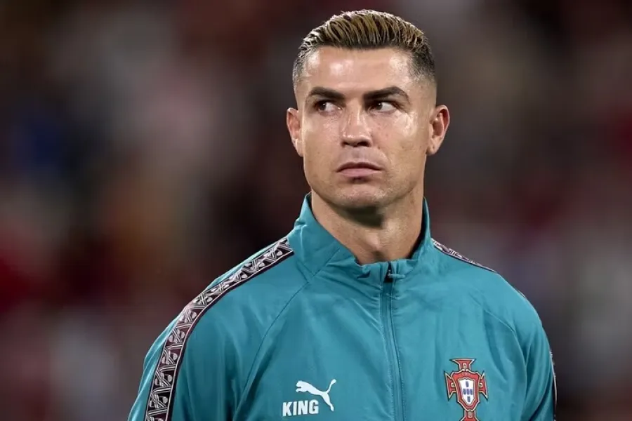 Səs-küy yaradan müsahibə: Ronaldu heç kimdən geri qalmadığını sübut edir!