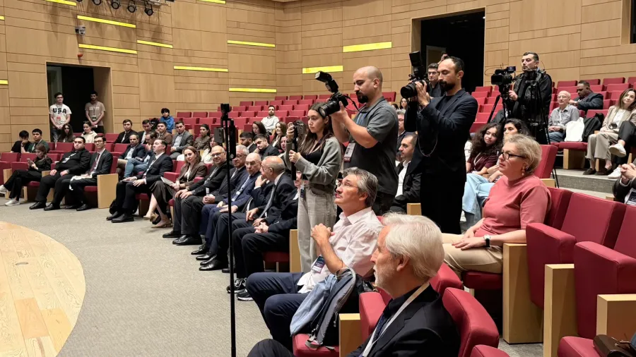 Bakı növbəti dəfə dünya alimlərini bir araya gətirdi