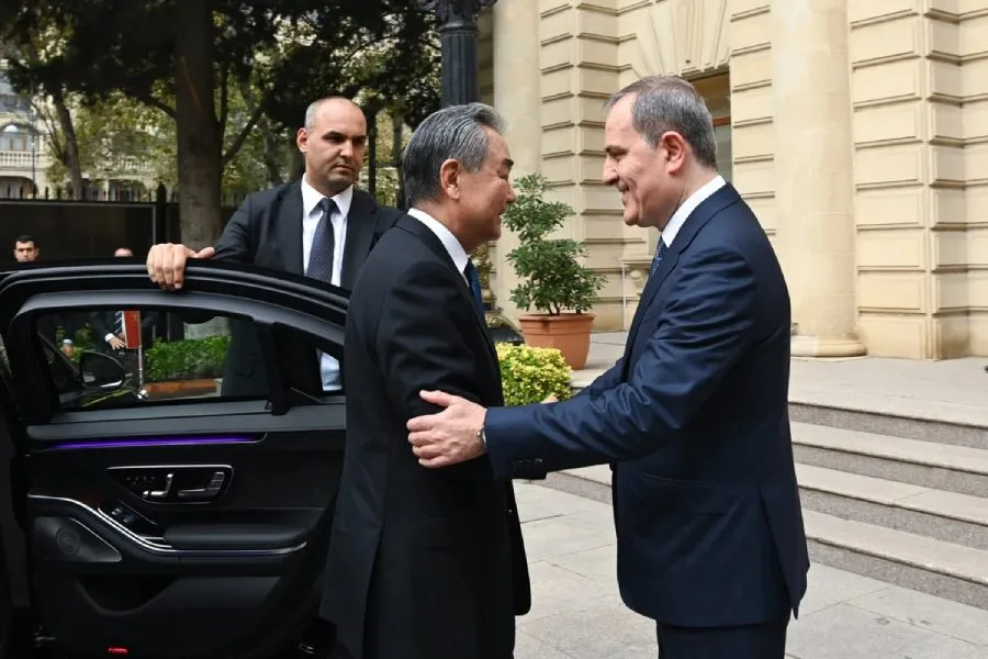 Bayramov və Vanq Yi görüşdü: Regional təhlükəsizlik də müzakirə edildi - YENİLƏNDİ