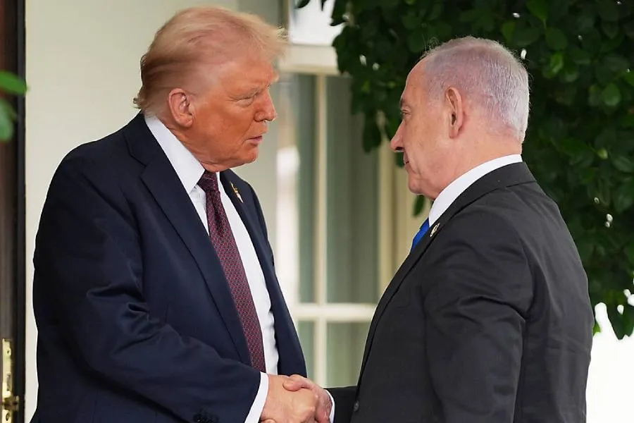 Tramp&nbsp;Netanyahunu belə dəstəklədi: "Böyük döyüşçü!"