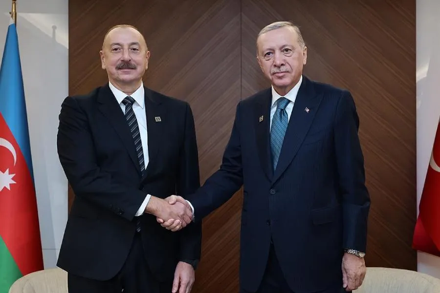Ərdoğan İlham Əliyevə zəng etdi - Təcili
