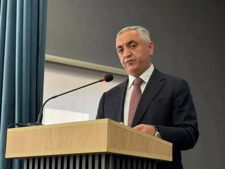 Prezident xüsusi nümayəndəsini vəzifəsindən azad etdi