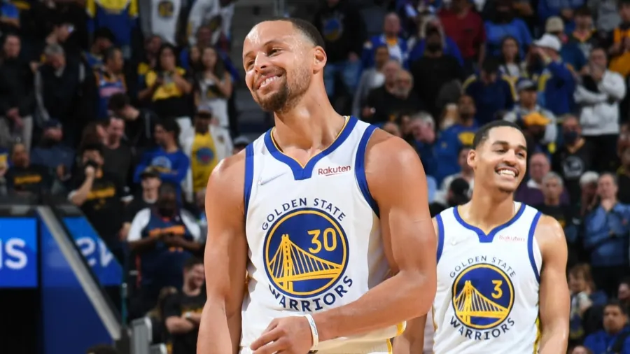 NBA-də maliyyə rekordu: Siyahının ilk pilləsində yer alan ulduz hər kəsi təəccübləndirdi!