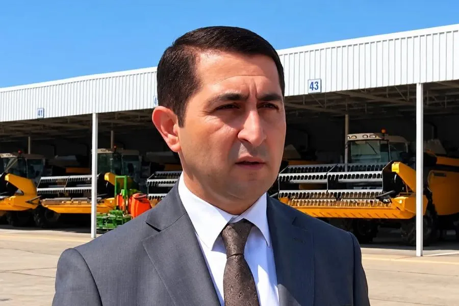 Azərbaycanda vəzifəli şəxs həbs edildi