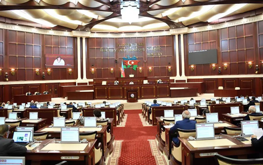 Gələn ilin büdcə layihəsi parlamentə daxil oldu